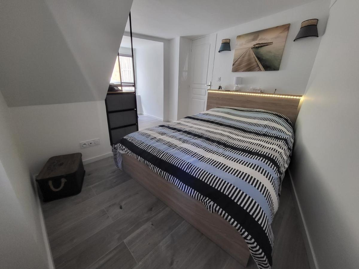 Superbe Appartement T2 Centre Historique 라 수테렌느 외부 사진